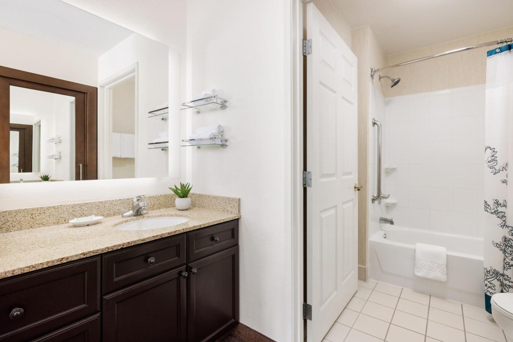 Residence Inn By Marriott Las Vegas Stadium Area Екстер'єр фото