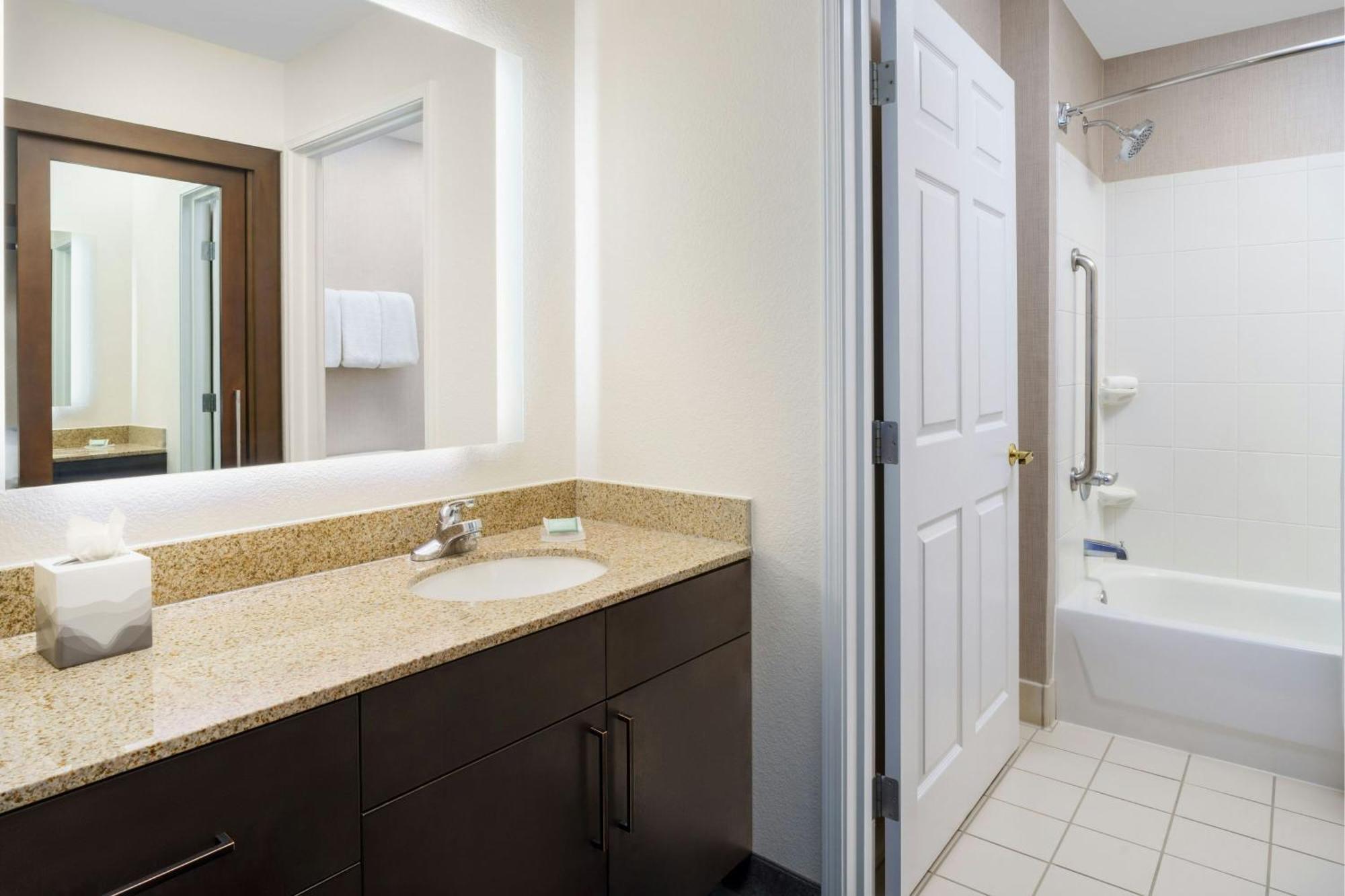 Residence Inn By Marriott Las Vegas Stadium Area Екстер'єр фото