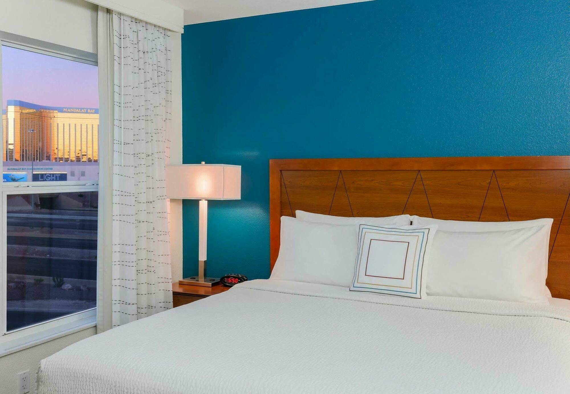 Residence Inn By Marriott Las Vegas Stadium Area Екстер'єр фото
